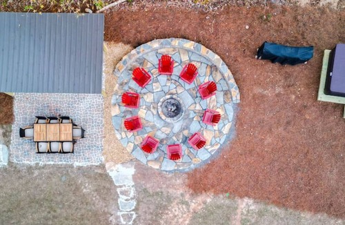 Little Kowaliga Cabin | The Lodge at Lake Martin: Sleeps 35