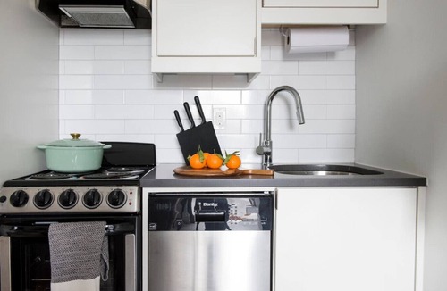 Virginia Highland Apartment | THE MANDO, walkable to PonceCityMarket
