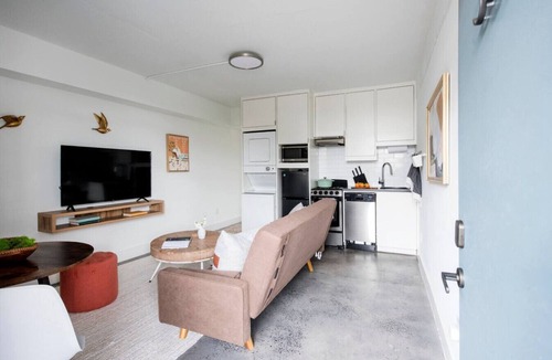 Virginia Highland Apartment | THE MANDO, walkable to PonceCityMarket
