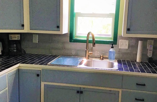 Mid America Cabin | The Maple at Hamilton Cove ~ Pet-Friendly ~ Cabin 10