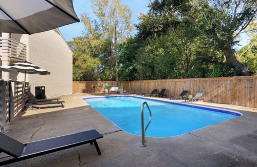 Biloxi Apartment | The Nest in OS-Steps to Downtown, Minutes to the Beach + Golf Cart Available