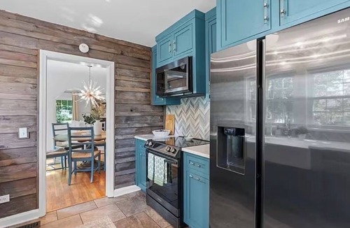 Northport House | The Nook - Beautiful Historic Home 2 Miles from UA Campus!