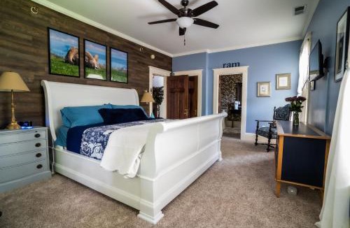 St Johns Bed & Breakfast | The Nordic Pineapple Bed and Breakfast