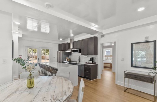 Tuscaloosa Condo | The Norma High-end Condo | Blocks from Stadium | Game Day