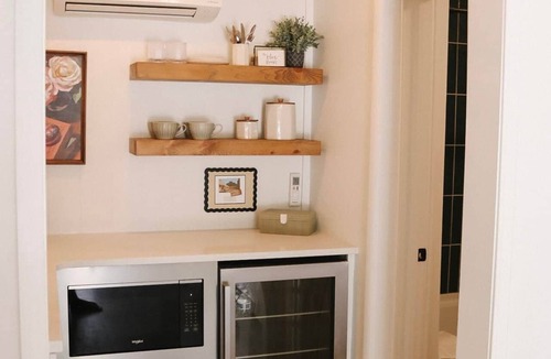 Whitehall Apartment | The Olive Room - #15
