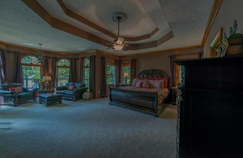 Greensboro House | The Pointe