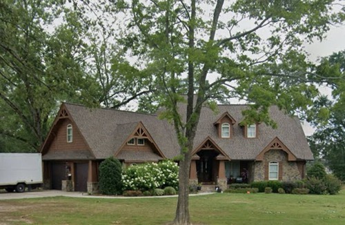 Cullman House | The Princess Palace ~ Luxury Farm Stay Pool Chef Omelets Near Town