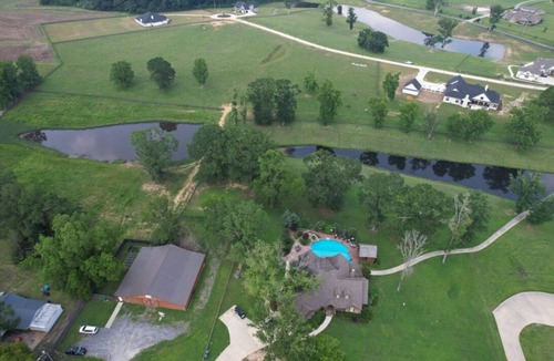 Cullman House | The Princess Palace ~ Luxury Farm Stay Pool Chef Omelets Near Town