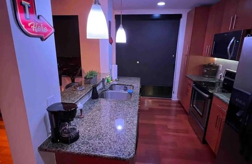 Lindbergh Apartment | The Red Room Retreat - Fireplace - Pool Table