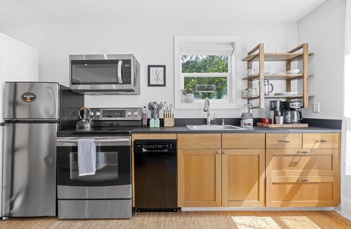 St. Elmo Improvement League Apartment | The Rosemary Flat NEW 1BR St. Elmo 10 min to Chattanooga and Lookout Mtn FUN
