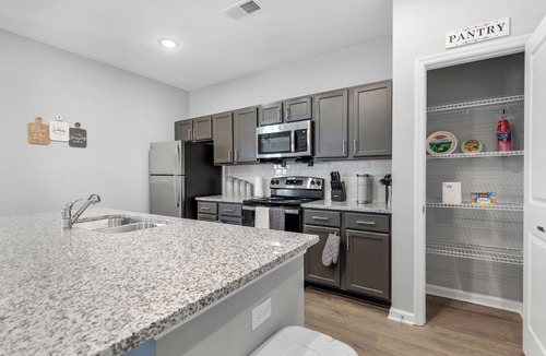 Mobile Apartment | The Saraland
