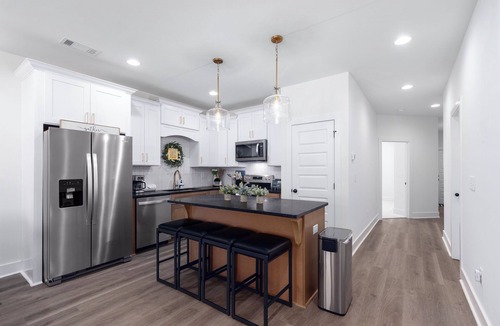 Auburn House | The Tiger Den – Walk to Campus & Downtown!