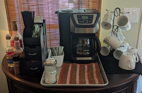 Mims Bed & Breakfast | The Wayward Traveler's Inn