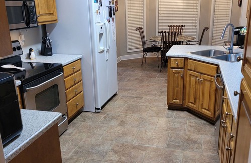 Tuscaloosa House | The "Welcome to T-Town!" Family Home 15 minutes from UA