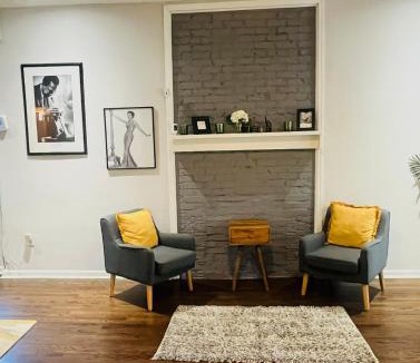 Westview House | The West End Wonder