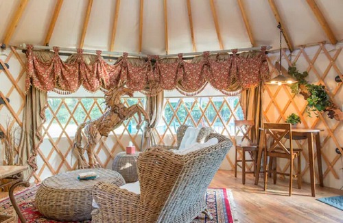 Geneva Cabin | The Yurt at Danville, romantic glamping in rural Central FL