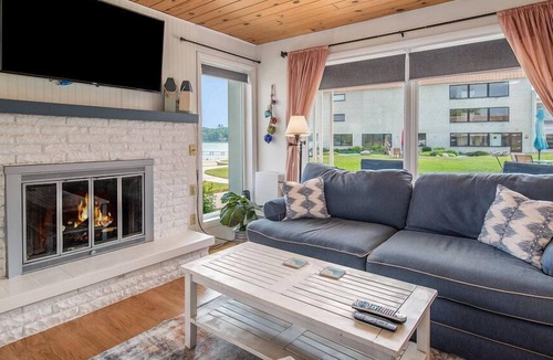 Conway Condo | This condominium is a 1 bedroom(s), 2 bathrooms, located in Conway, MI.