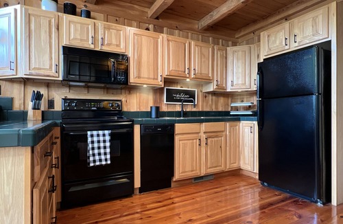 Six Mile Ski Chalet | THREE-LEVEL LAKEFRONT DESIGNER CHALET: ONLY 9 MILES FROM CLEMSON!