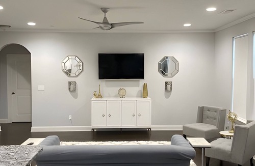 Canterbury Farms House | Tickets & Badges Available w/this Spacious 5-bedroom house