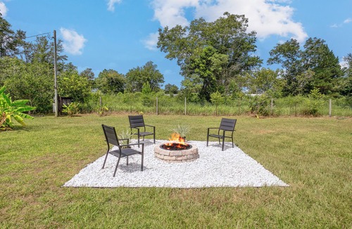 Elberta Cottage | Tiny Home Near the Bay by Beach's, Pensacola, Foley, Gulf Shores, Orange Beach