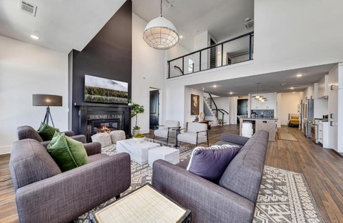 Castleberry Hill Apartment | Top Floor Penthouse Lofts