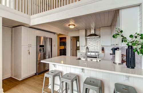 Fernandina Beach House | Totally renovated with Large oceanfront deck, beautiful kitchen and great for families.