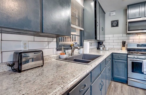 Savannah House | Totally Turquoise