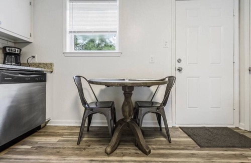 Grand Bay Apartment | Townhomes Near the Bay - #3