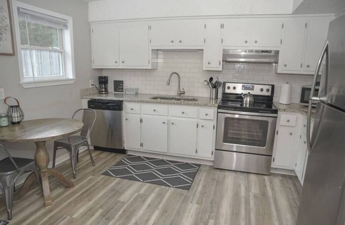 Grand Bay Apartment | Townhomes near the Bay - #4