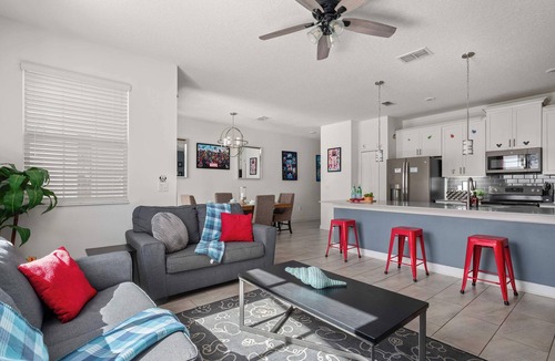Davenport House | Townhouse w/pool & resort access
