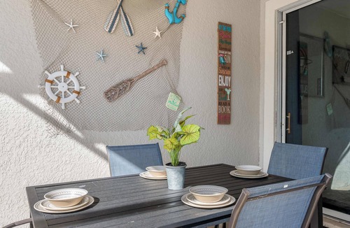 Davenport House | Townhouse w/pool & resort access