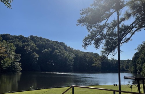 Duncanville Cabin | Tranquil 2 bedroom cabin on private lake. 15 minutes from university of Alabama