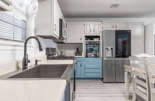 Foley House | Tranquil 4-bedroom house with AC in charming Foley close to the beach.