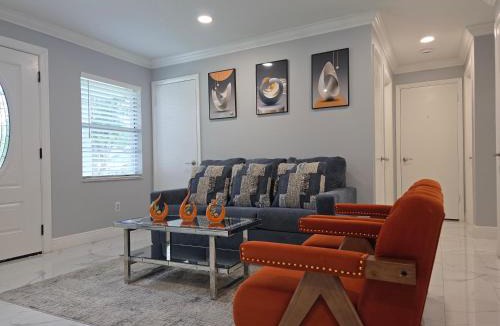 Lake Mary House | Tranquil House in Lake Mary