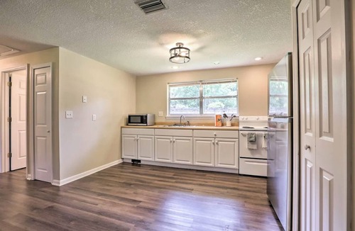 Melrose House | Tranquil Lakehouse with Private Access