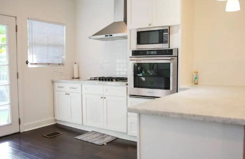 Broadmoor House | Tranquil Oasis in NOLA: Louisiana Ave Pkwy Retreat