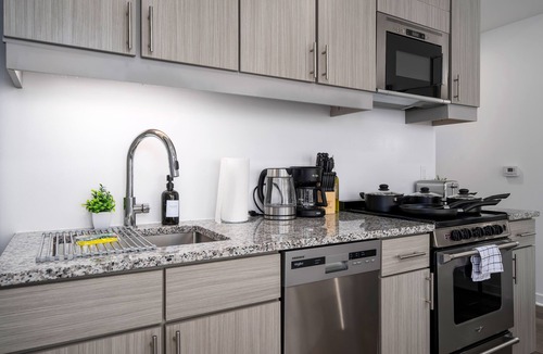 Birmingham Apartment | Tranquil Studio Haven with Private Balcony!