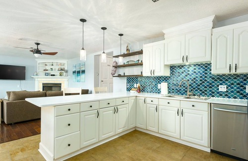Gulfport House | Tranquil Waterside Haven