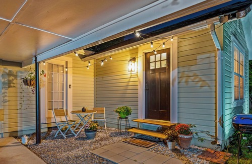 Tifton Apartment | Traveler’sRetreat: 1 Bed Suite/Fire Pit