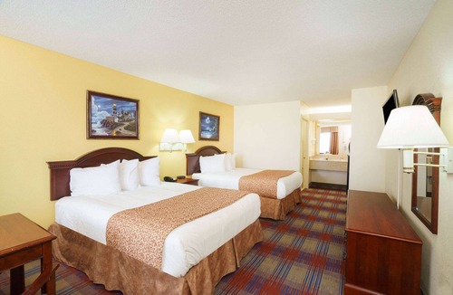 Gunter Afs Hotel | Travelodge by Wyndham Montgomery East