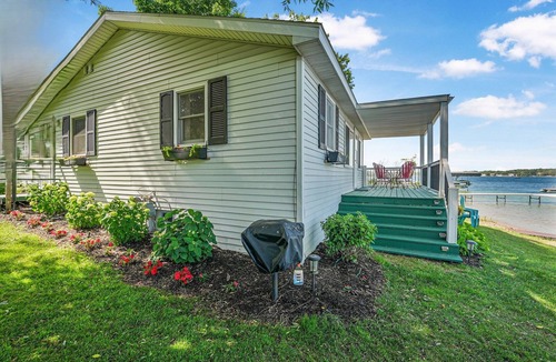 Traverse City Cottage | Traverse City's Silver Lake, DIRECT sandy beach waterfront on all sports lake.