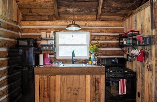 Russellville Cabin | Turkey Path Ranch Heritage Cabin Seek Adventure, Find Serenity 325 private acres