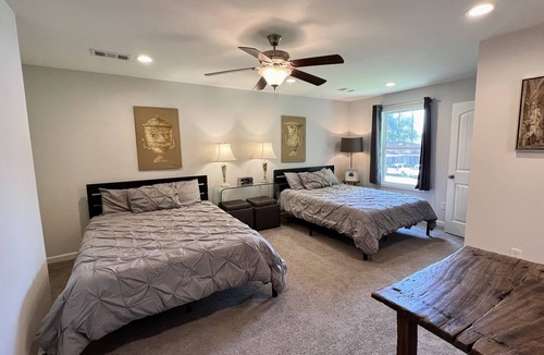 Tuscaloosa House | Tuscaloosa Rental! Perfect for game day, family visits and more!