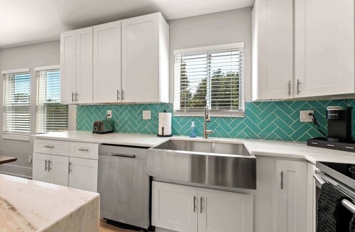 East Side House | Twin Homes - 8 Bedroom Retreat In Central ATL