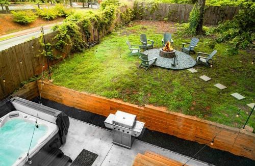 East Side House | Twin Homes - 8 Bedroom Retreat In Central ATL