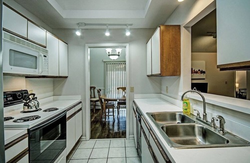 Ridgeland House | Two Bedroom Near the Reservoir by Great Fishing