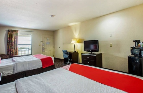 Port Allen Hotel | Two-Queen Retreat at LSU | Clean, Spacious Stay Near Restaurants and Local Shops