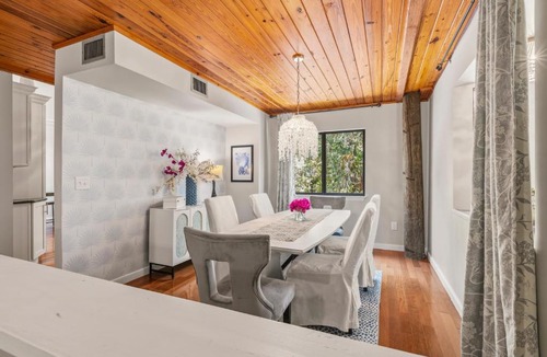 Geneva Villa | Unique luxurious tree cabin 1hr from Disney