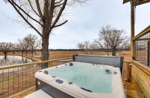 Curtis House | Unique Tiny Home Escape in Ouachita Foothills!
