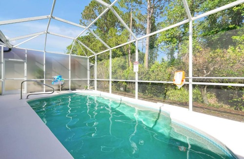 Esprit House | Updated 3BR Disney-Area Pool Home, Private Screened Pool, Peaceful Davenport
